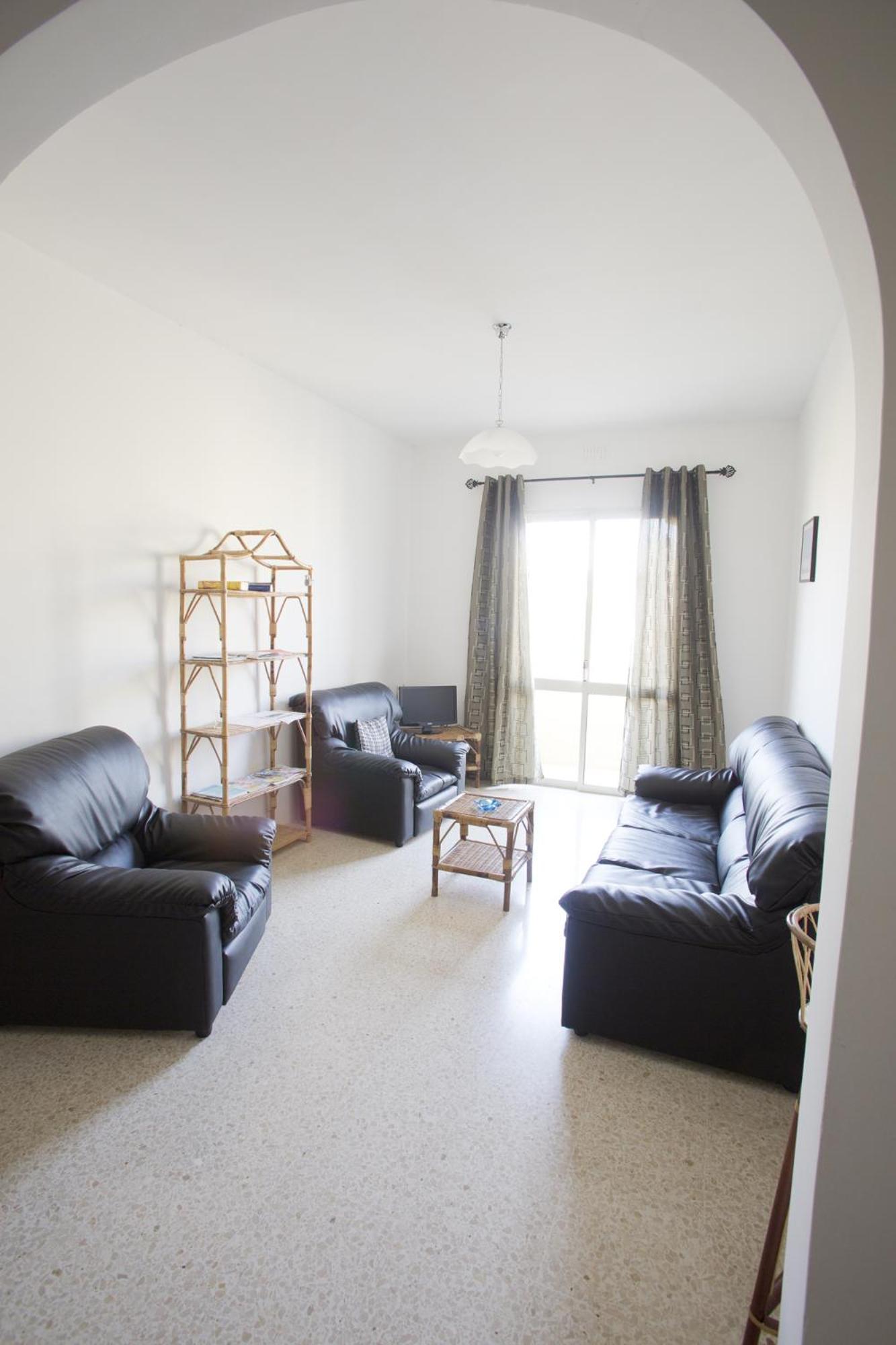 Dolphin Court Apartament *
