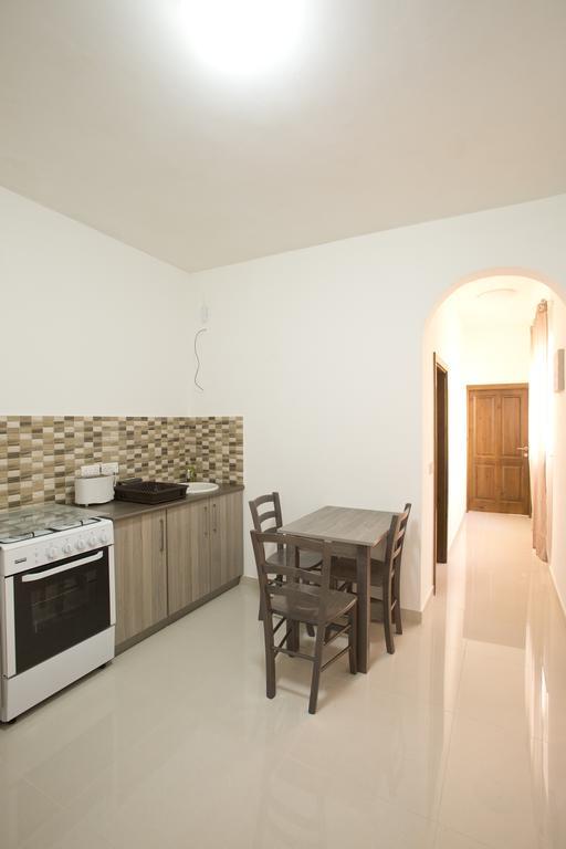 Dolphin Court Marsalforn